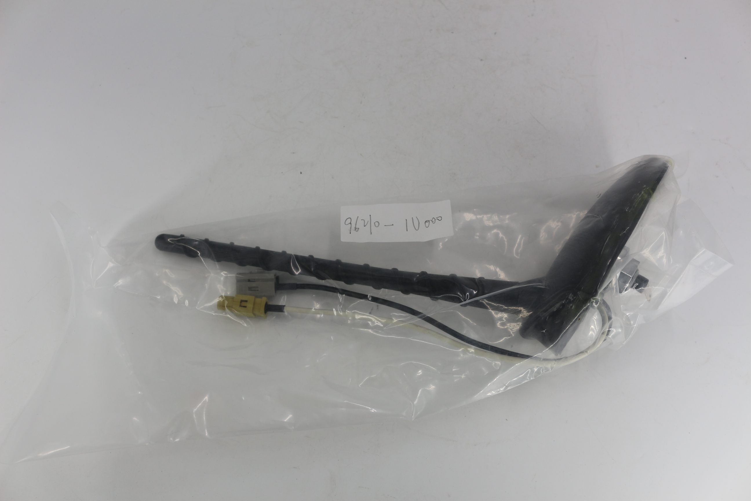 Sestava střešní rádiové antény 96210-1U000