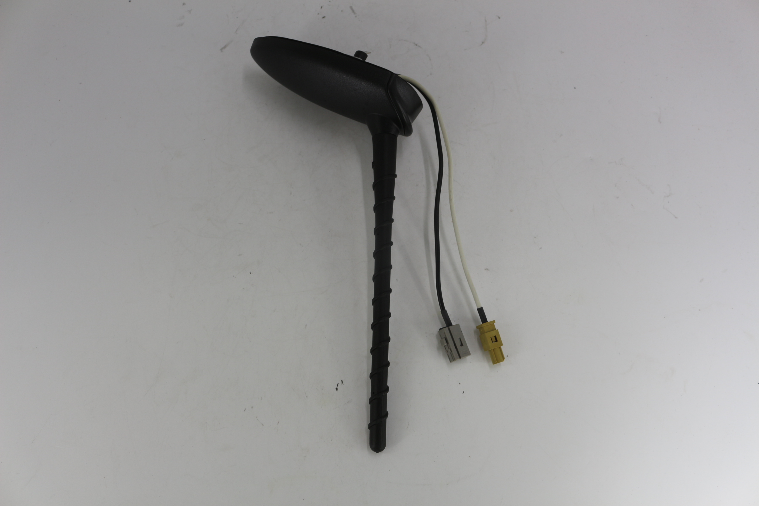 Sestava střešní rádiové antény 96210-1U000 angle 3