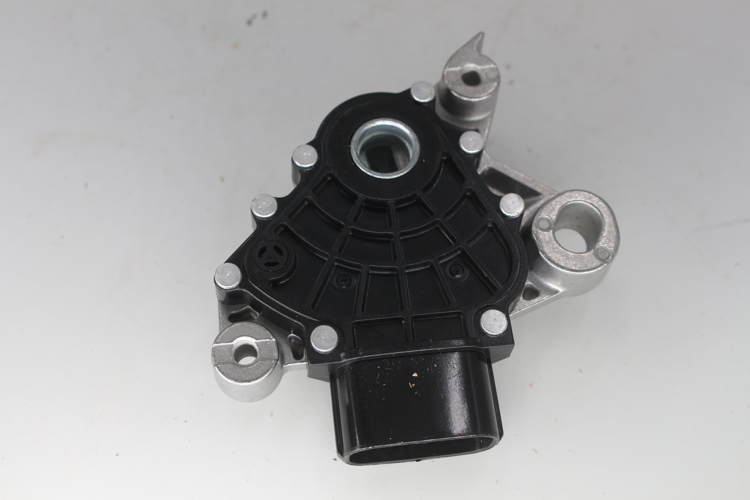 Spínač polohy převodovky — 84540-35050 angle 3