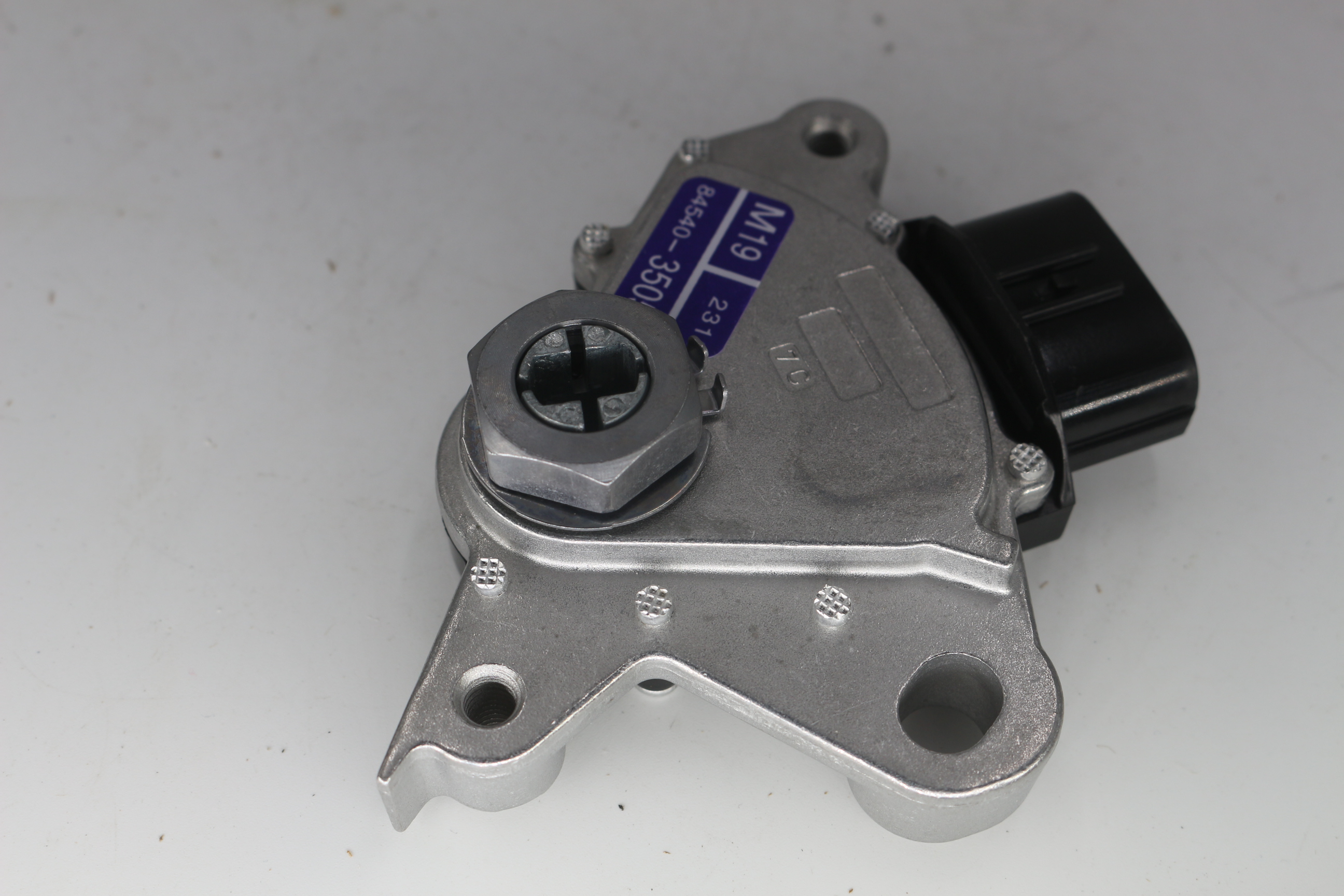 Spínač polohy převodovky — 84540-35050 angle 4