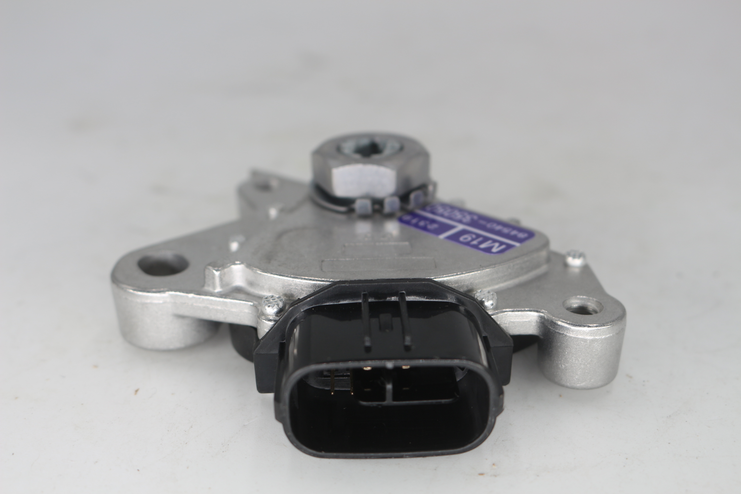 Spínač polohy převodovky — 84540-35050 angle 5