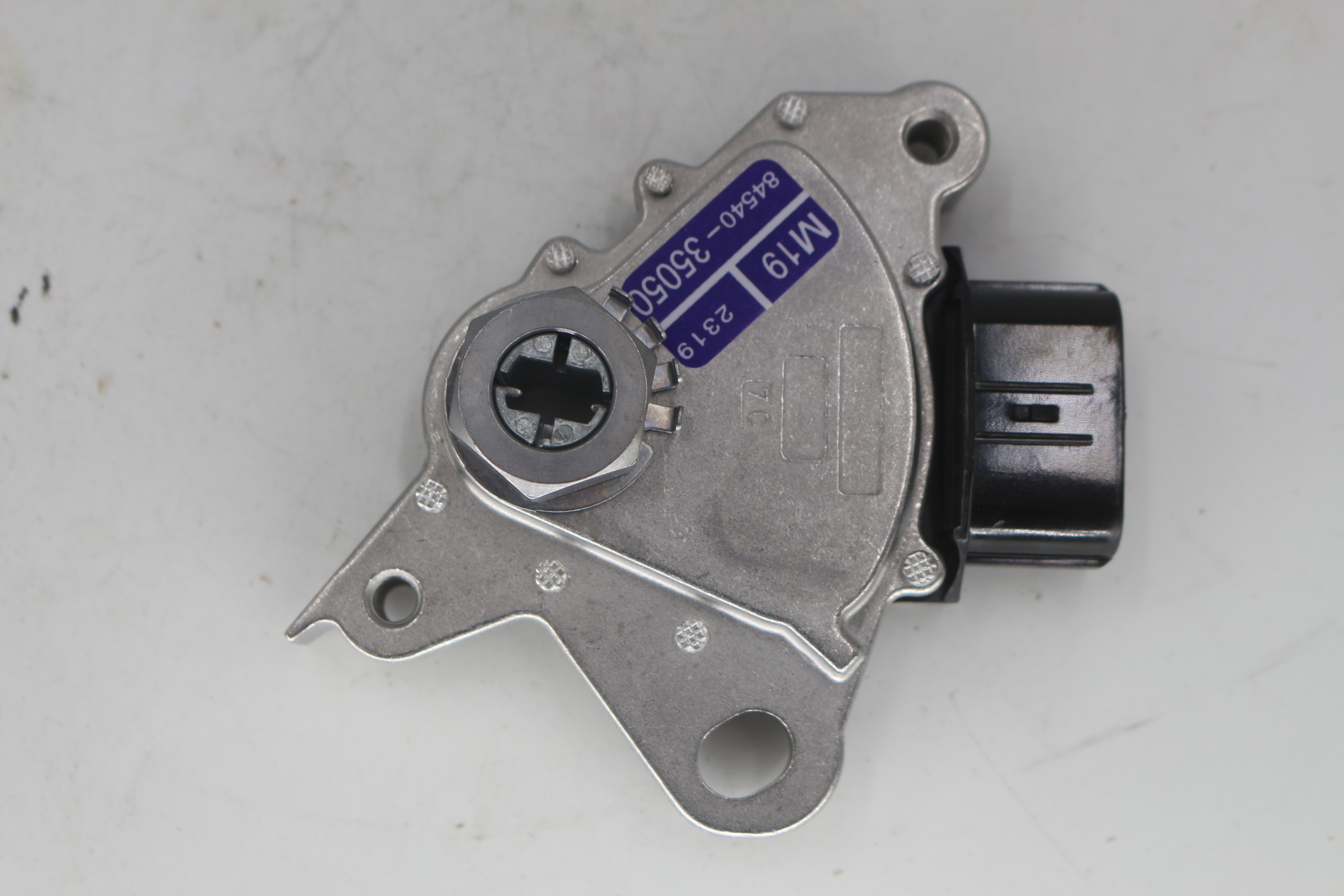 Spínač polohy převodovky — 84540-35050 angle 7