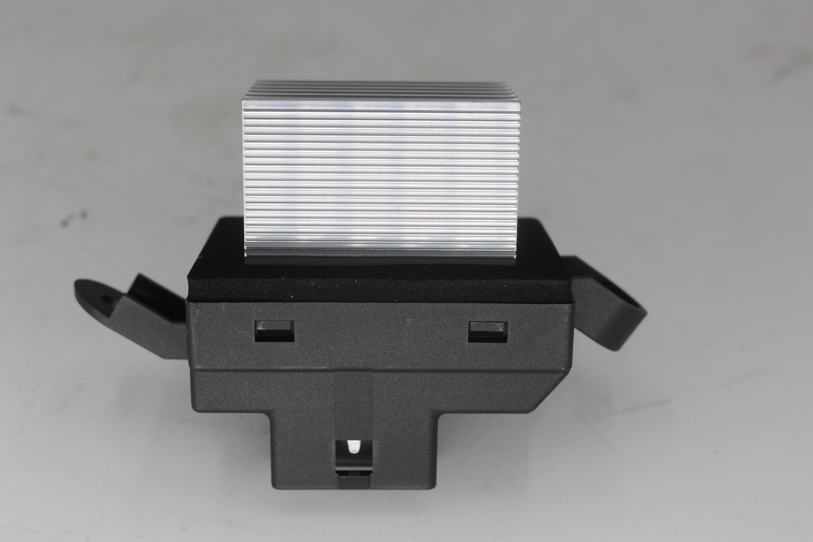 Odpor motoru ventilátoru 10381264 angle 4