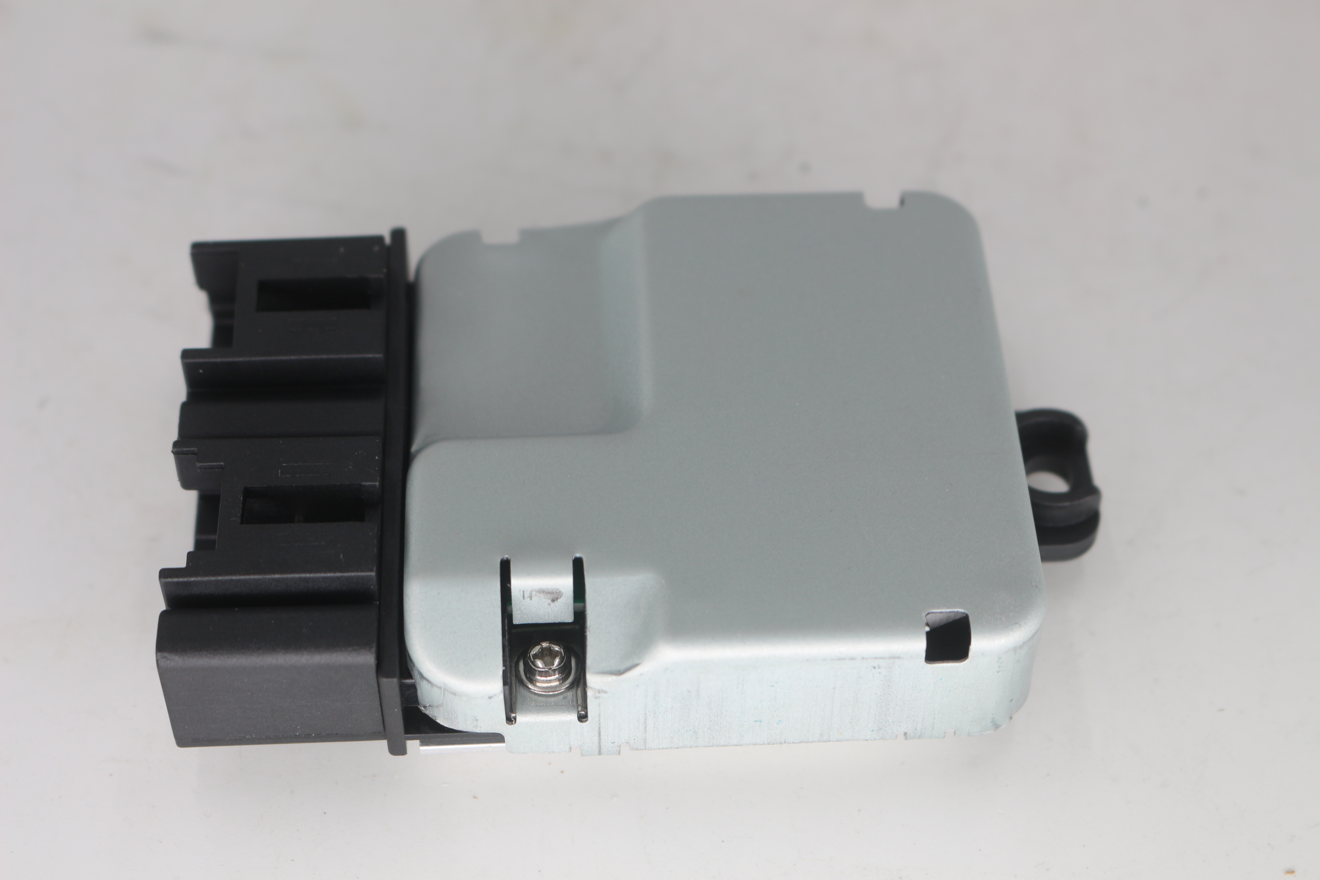 Odpor motoru ventilátoru 8716522050 angle 8