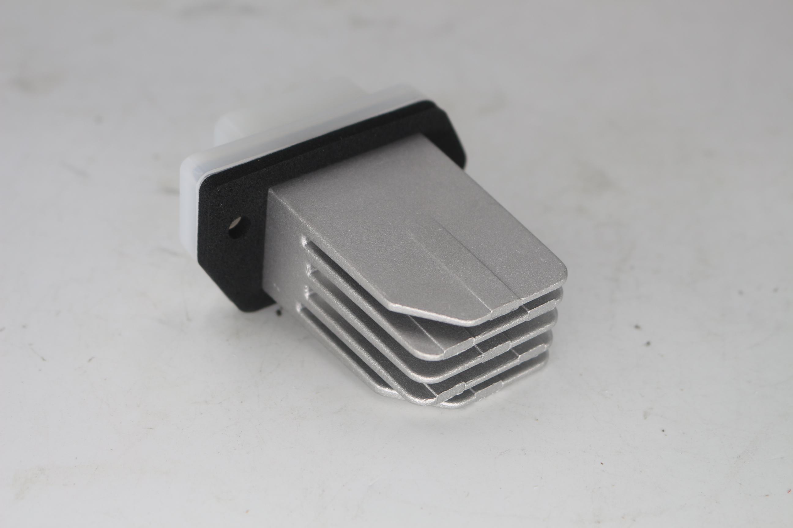 Odpor motoru ventilátoru 2722670T03 angle 8