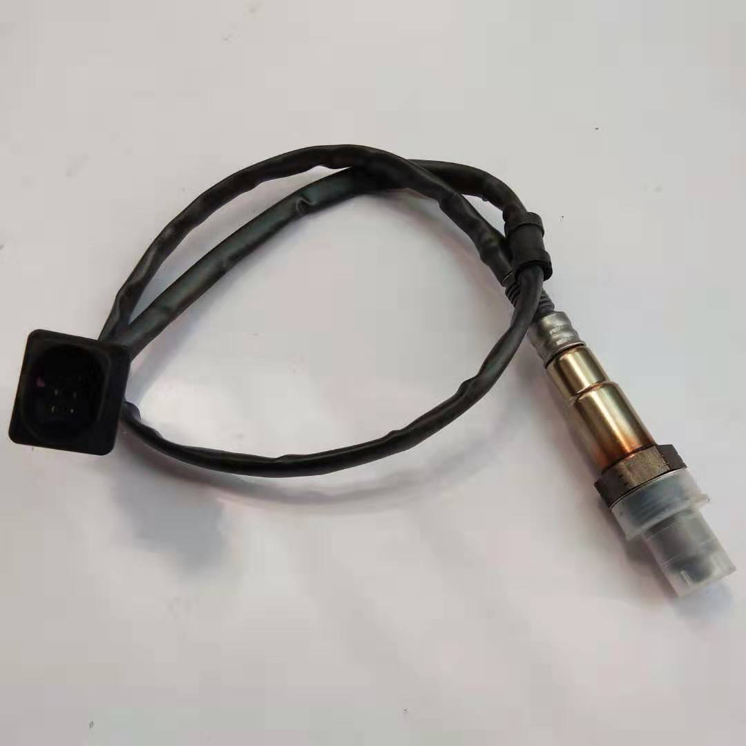 Oxygen Sensor (Upstream) 03C906262BJ Replacement 0258017178