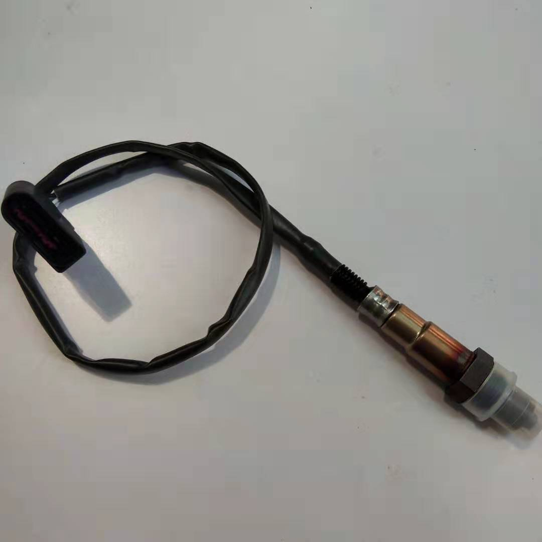 Oxygen Sensor (Upstream) 06A906262EG Replacement 0258010127