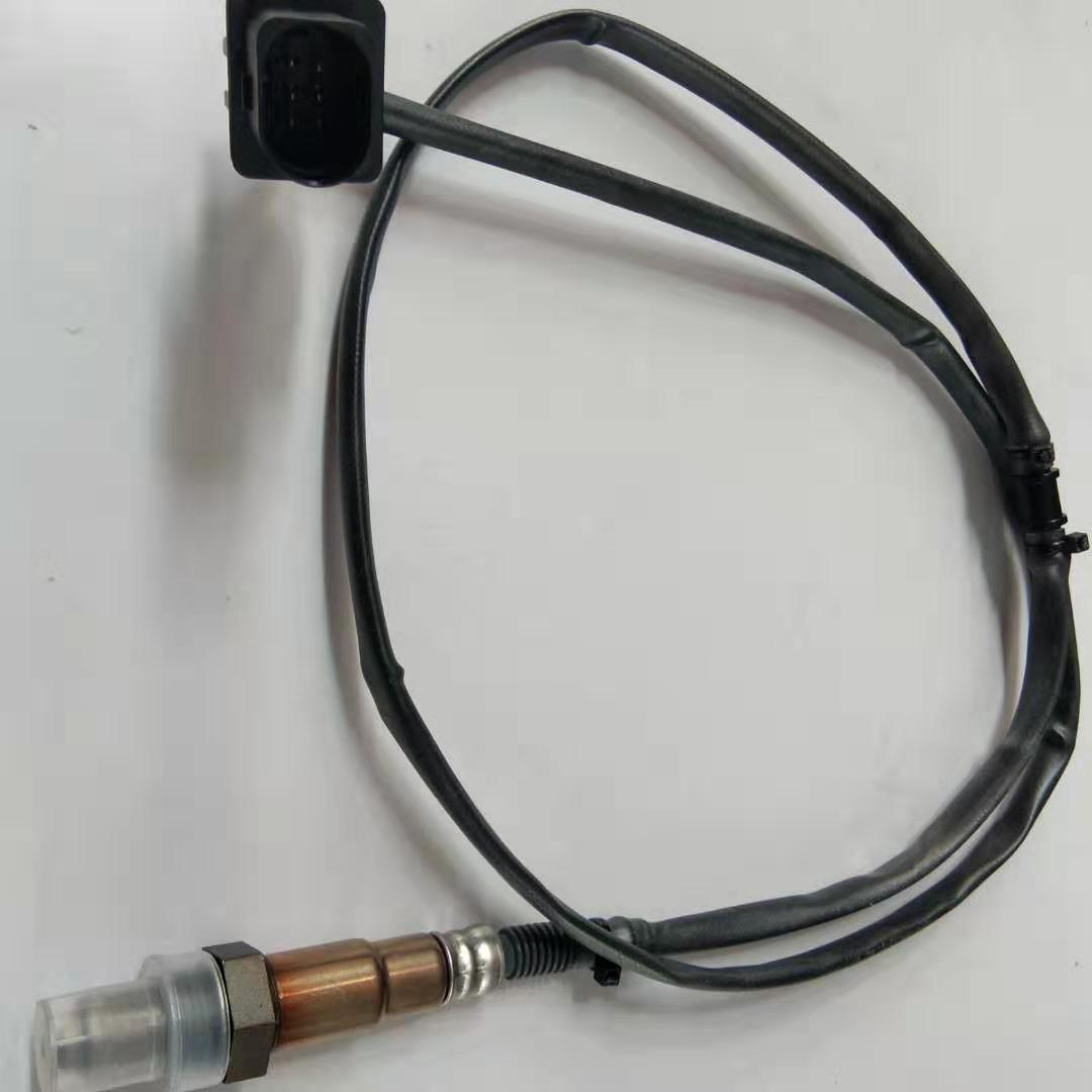 Oxygen Sensor (Upstream) 06E906265C