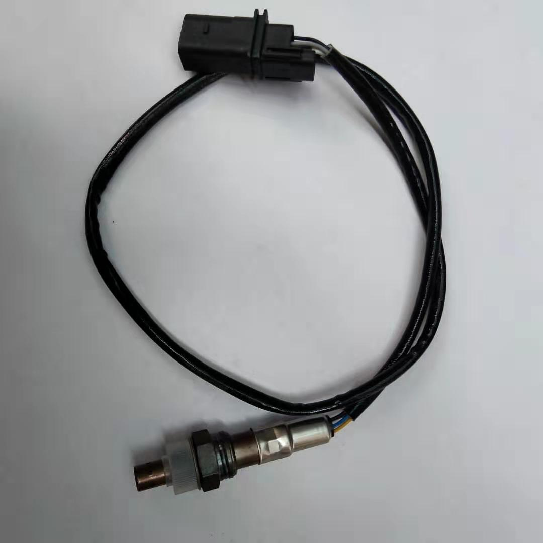 Oxygen Sensor (Upstream) 06E906265M