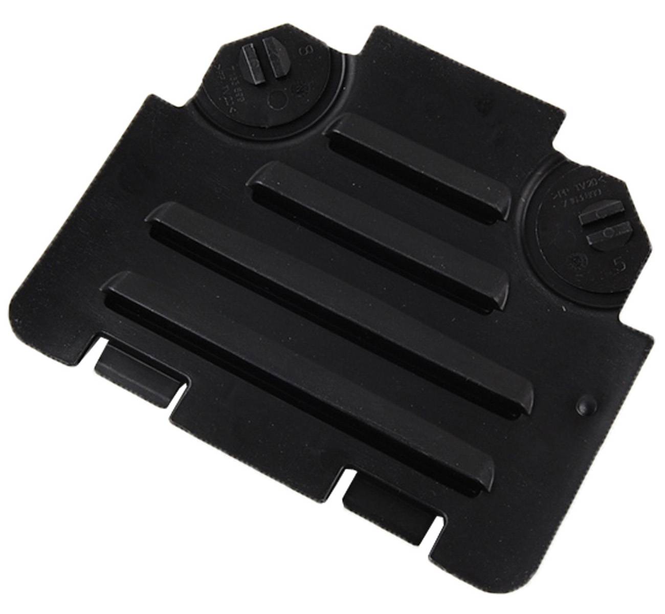 Levý přístupový kryt podběhu předního kola, strana řidiče, BMW E82 E88 E90 E91 51717143849 angle 2
